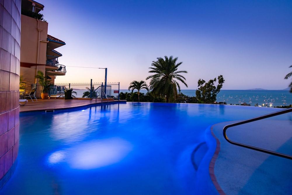 Sea Star Apartments Airlie Beach Exterior photo