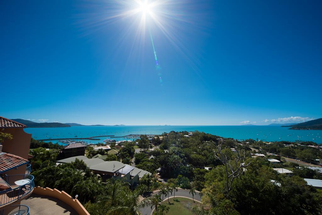 Sea Star Apartments Airlie Beach Exterior photo