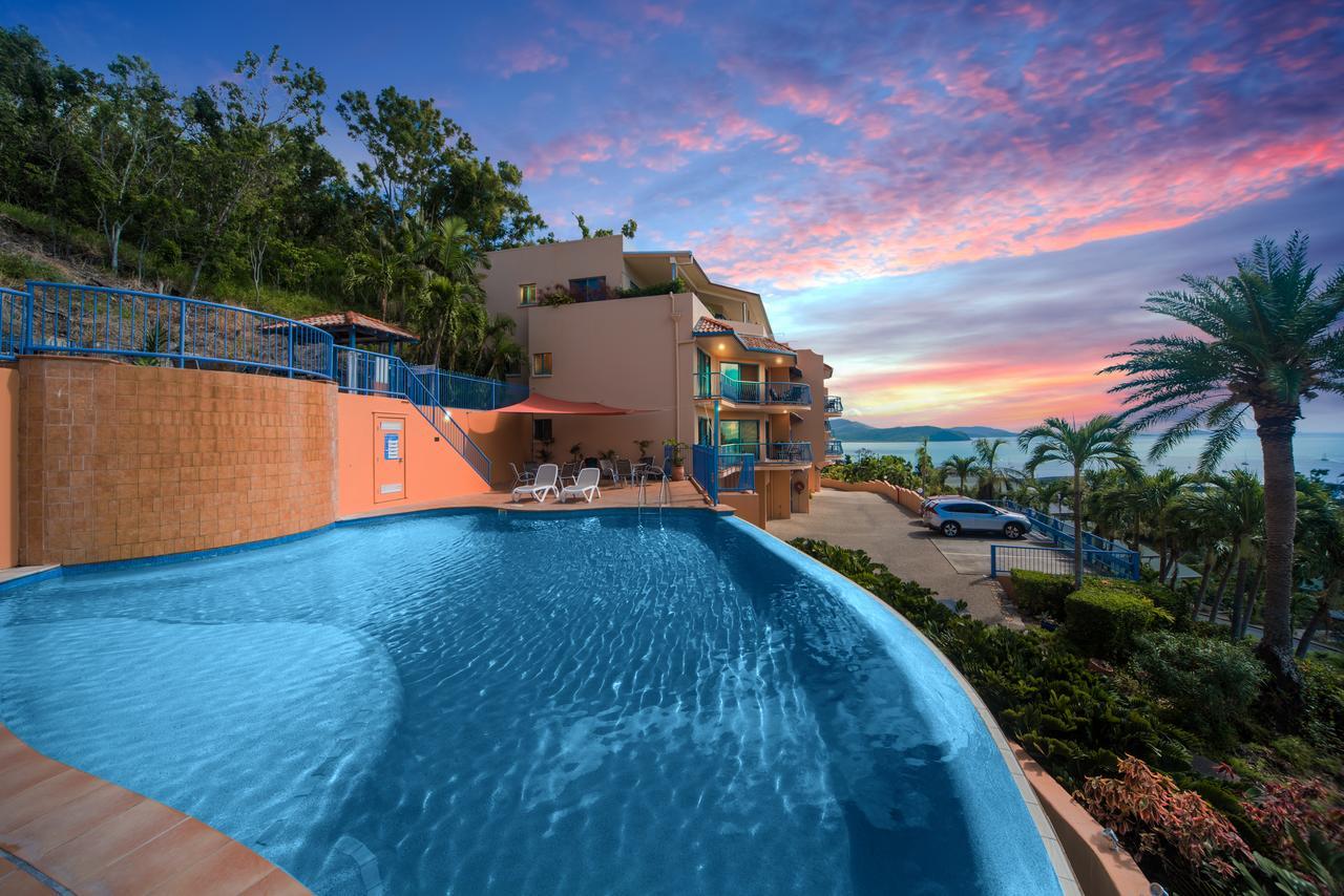 Sea Star Apartments Airlie Beach Exterior photo