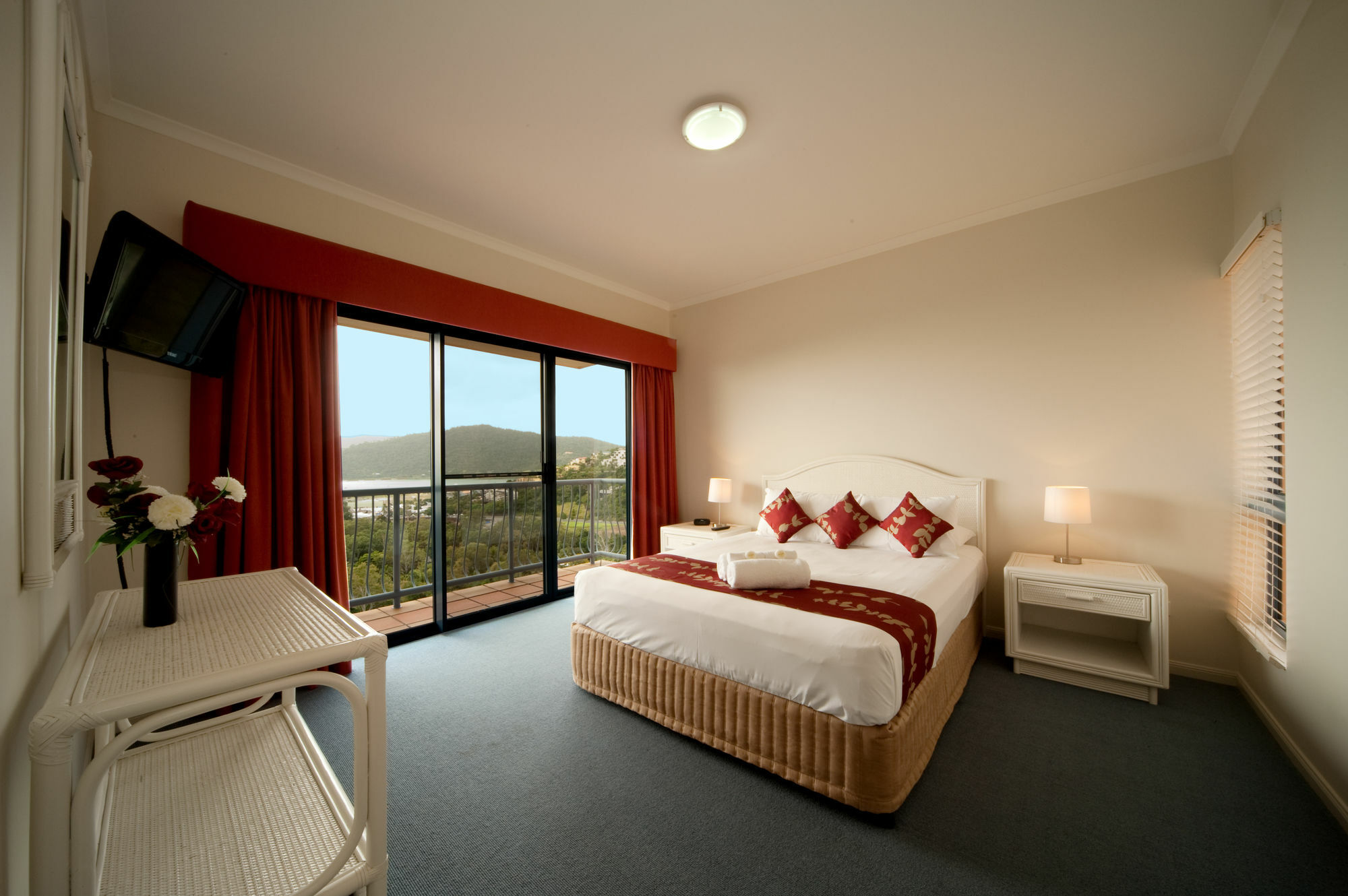 Sea Star Apartments Airlie Beach Exterior photo